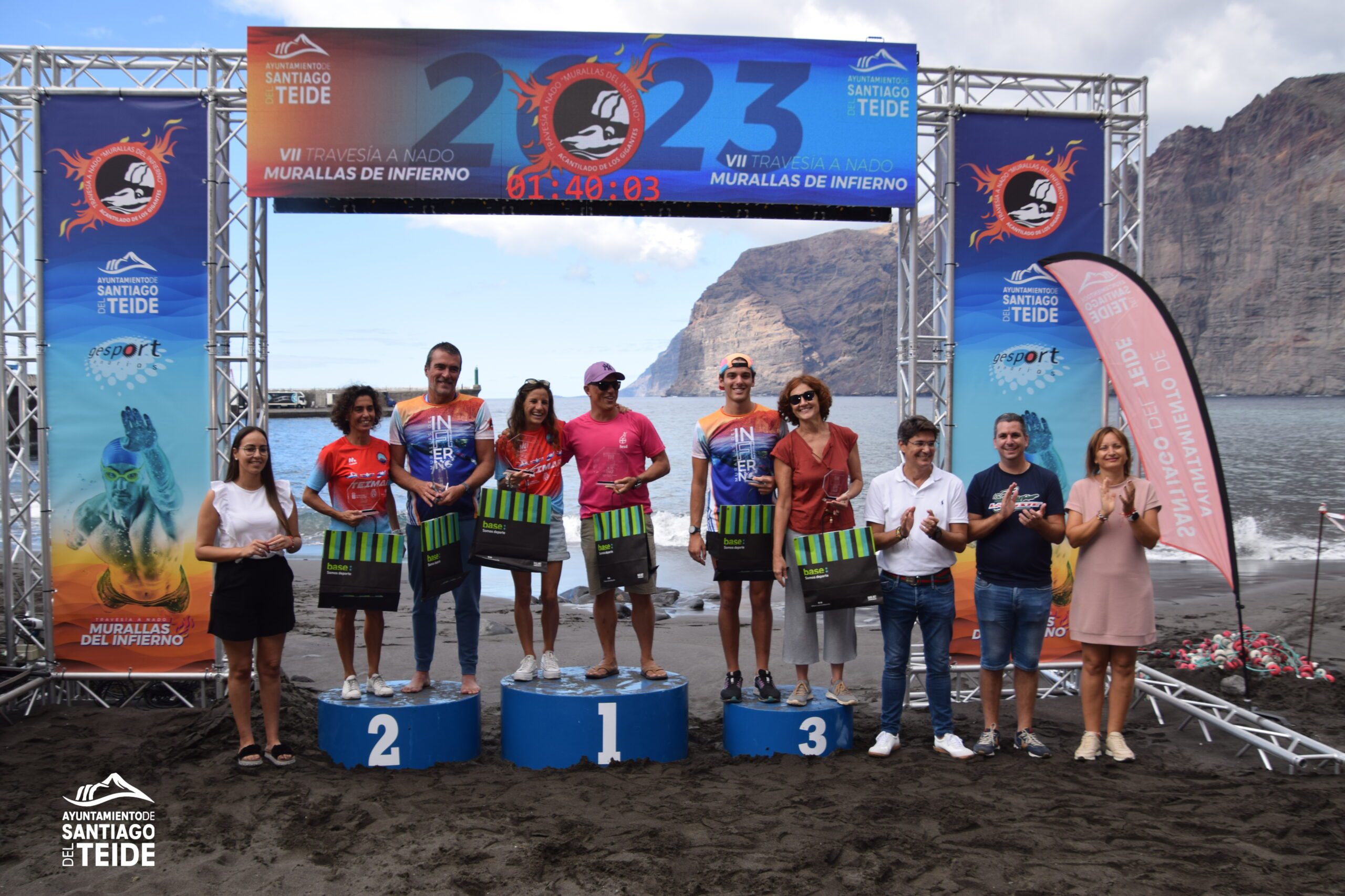 Betuel González e Itziar Abascal ganadores absolutos de la VII edición de la Travesía a Nado “Murallas del Infierno” 2023