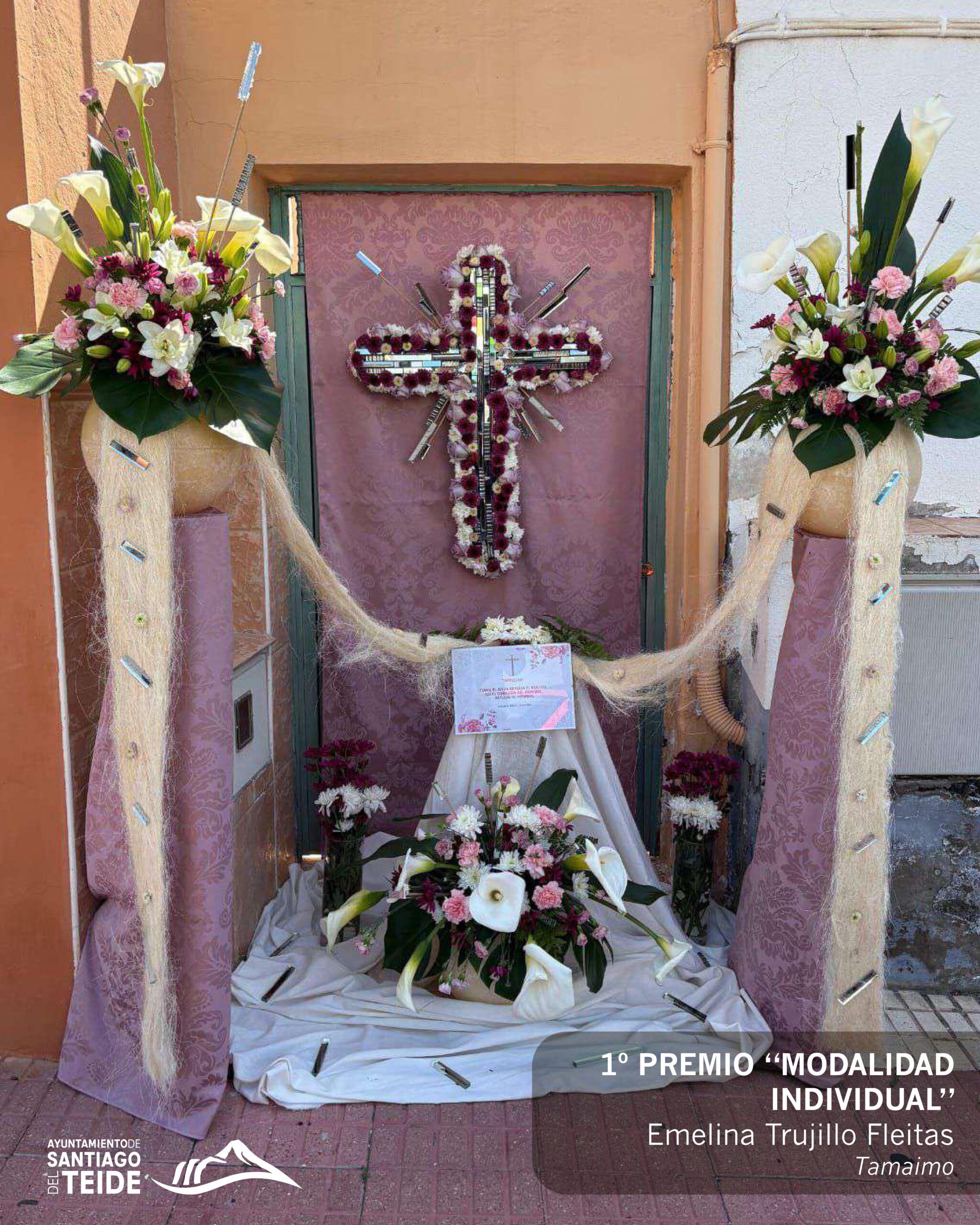 El ayuntamiento da a conocer a los ganadores del X Concurso de Cruces Adornadas en Fachadas 2025