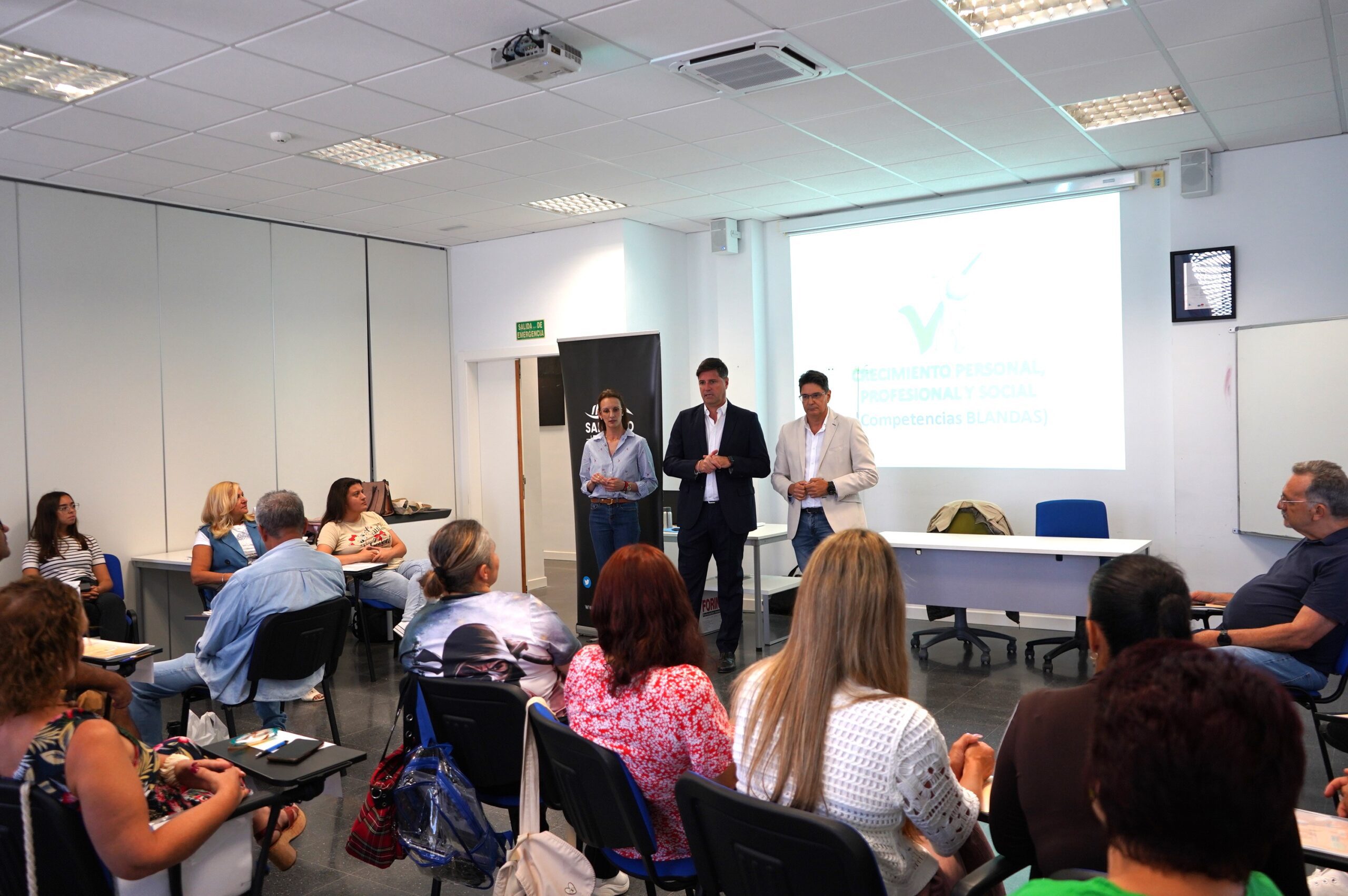 El alcalde presentó la segunda fase del convenio de empleo social “Santiago del Teide Emplea 2025”