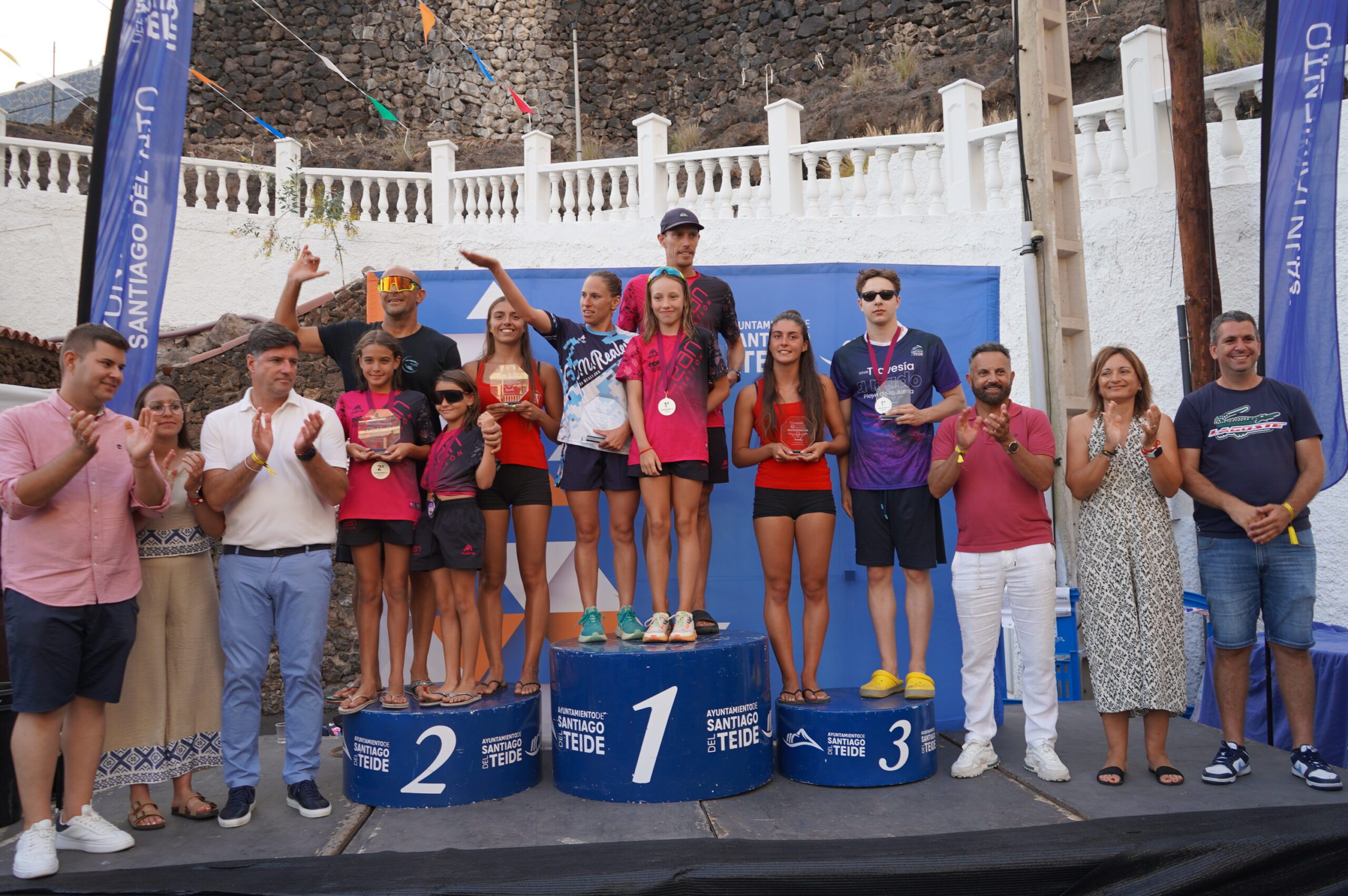 Karim Balli y Raquel Arostegui ganadores absolutos de la XXVIII edición de la Travesía a Nado de Santiago del Teide
